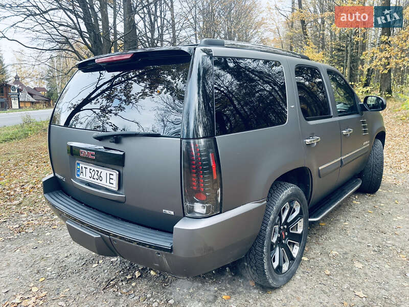 Внедорожник / Кроссовер GMC Yukon 2006 в Ивано-Франковске фото 13 Внедорожник / Кроссовер GMC Yukon 2006 в Ивано-Франковске