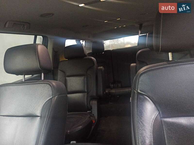 Позашляховик / Кросовер GMC Yukon 2017 в Стрию