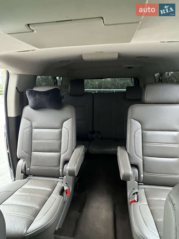 Позашляховик / Кросовер GMC Yukon 2017 в Києві