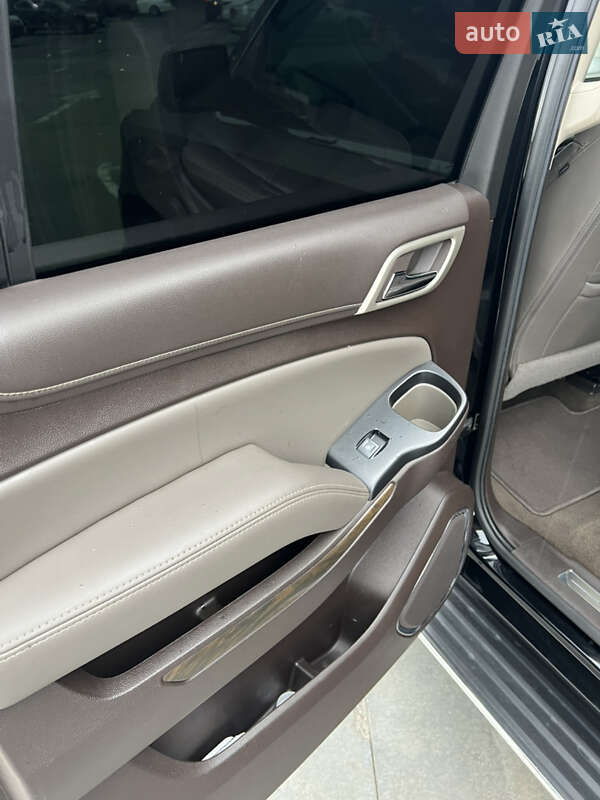 Позашляховик / Кросовер GMC Yukon 2017 в Києві