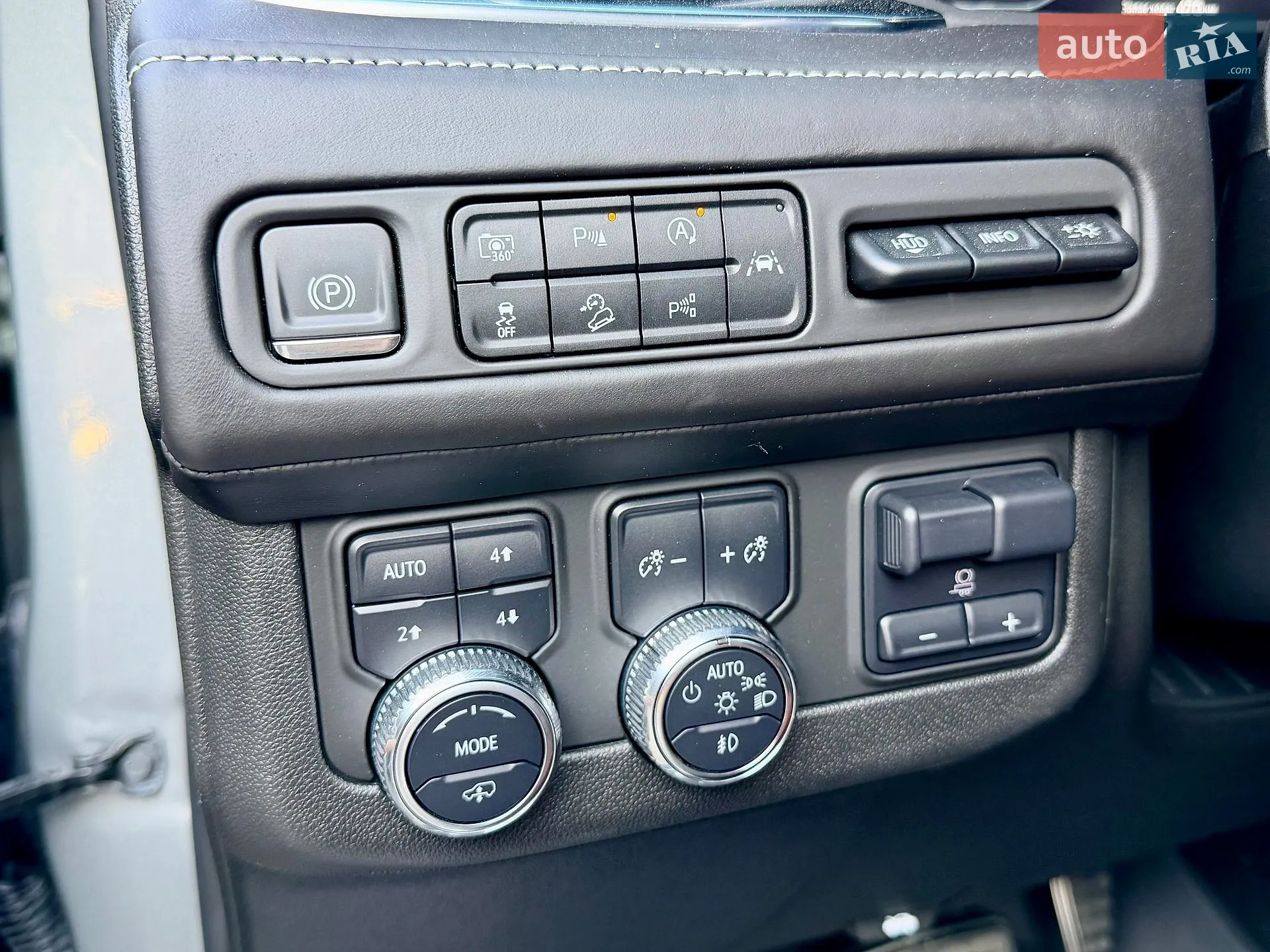 2023 GMC Yukon - мініатюра 73