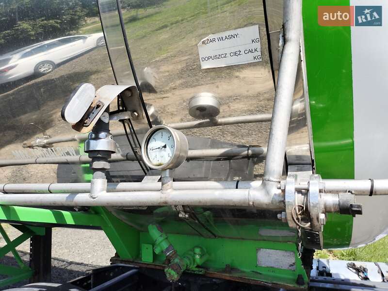 Цистерна напівпричіп GOFA 3 1986 в Луцьку