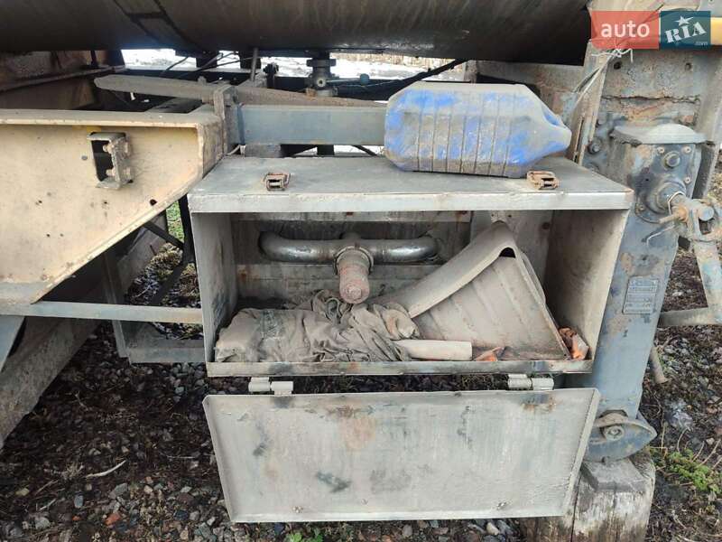 Цистерна напівпричіп GOFA X 1973 в Лохвиці