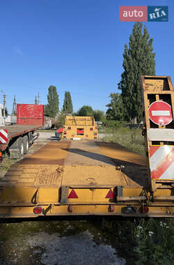 Низкорамная платформа Goldhofer STZ 1992 в Калиновке