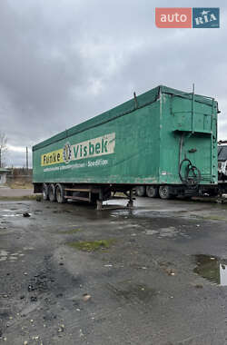 Зерновоз - напівпричіп Gothaer Fahrzeugwerk 1996 в Долині