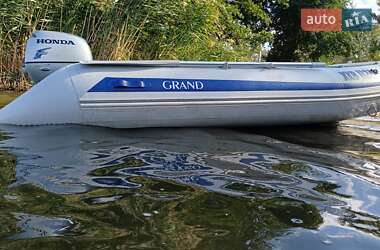 Лодка GRAND C 360 2007 в 