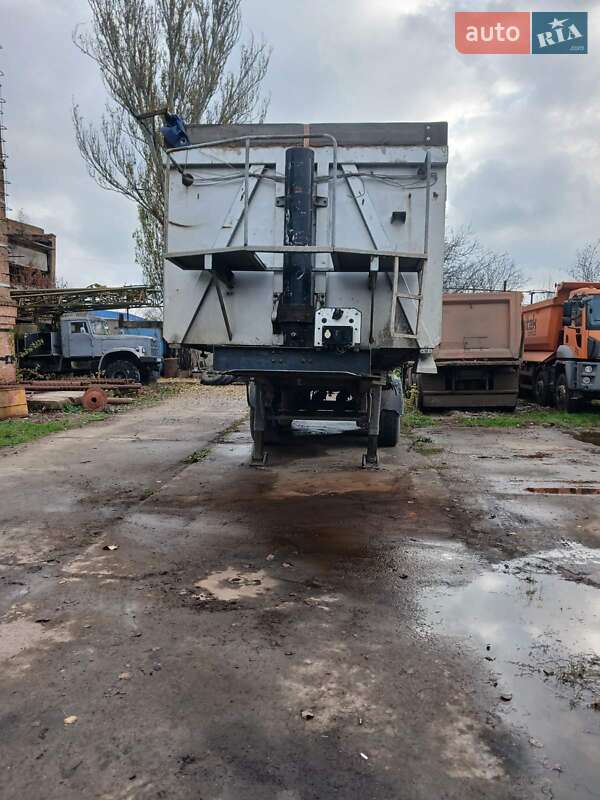 Зерновоз - напівпричіп GRAS GS 2006 в Миколаєві