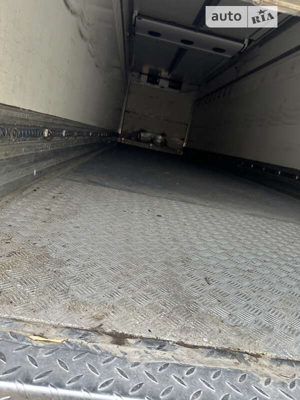 Рефрижератор полуприцеп Gray Adams GA2F 2010 в Львове