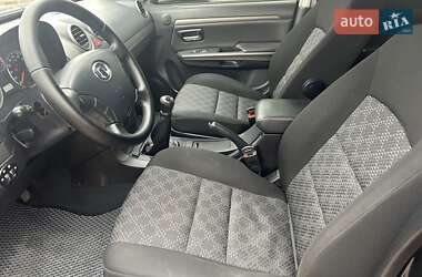 Внедорожник / Кроссовер Great Wall Haval H3 2013 в 
