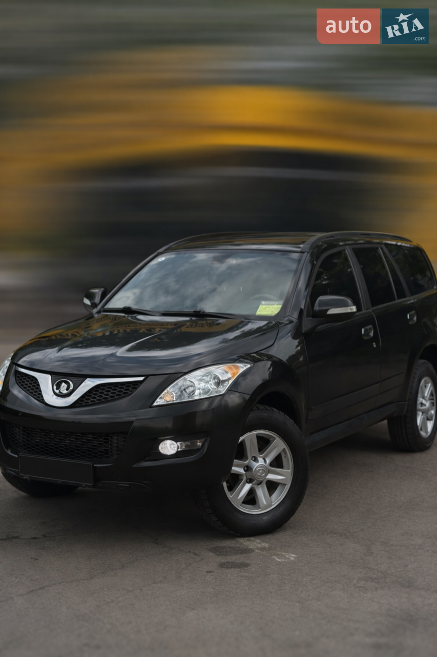 Модель: Great Wall Haval H5
Додатково: зимня і літня резина, накидки на весь салон.
Рік випуску: 2012
Коробка: Механічна
Обʼєм двигуна: 2.0
Вид палива: Дизель
Локація: Київ
Рамний дизельний джип
Невеликий оригінальний пробіг
Підключаємий повний привід
Мега надійний дизель
Класна комплектація
Оригінальні диски
Лінзована оптика
Клімат контроль
Шкіряний салон
Електрорегулювання сидінь
Повний електропакет
Парктроніки
Штатна камера заднього огляду
Хороша мультимедіа
Bluetooth
Мультикермо
Авто світло/автодощ
Електрорегулювання дзеркал
Дзеркало с автозатемненням
6-ти ступенева КПП
Жодних помилок немає

Було замінено нещодавно:

Передні гальмівні колодки
Ремкомплект переднього супорта 2 шт
Поршеньки переднього супорта на дві сторони 4 шт
Передні тормозні шланги 2 шт
Задні тормозні диски 2 шт 
Прокладка ГБЦ
Ремонт ГБЦ
Заміна шарової опори передньої лівої
ГРМ комплект
Ремінь генератора
Сальник розподільного валу
Ремонт системи охолодження + антифриз
Помпа
Термостат
Прокладка клапанної кришки
Ремонт турбіни
Мастило двигуна+ фільтр
Чохли салона, зимова та нова літня гума
Рідина гальмівна
За інформацією від попереднього власника  (заміна щеплення)

Оглянути авто можна за домовленістю 
Можливий торг

Номер для зв’язку: