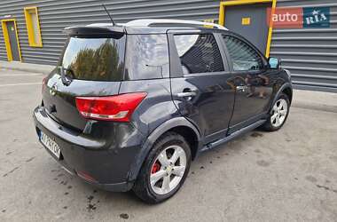 Позашляховик / Кросовер Great Wall Haval M4 2013 в 