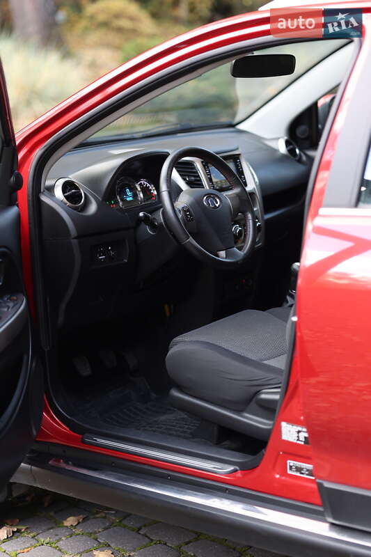 Внедорожник / Кроссовер Great Wall Haval M4 2015 в Львове фото 12 Внедорожник / Кроссовер Great Wall Haval M4 2015 в Львове