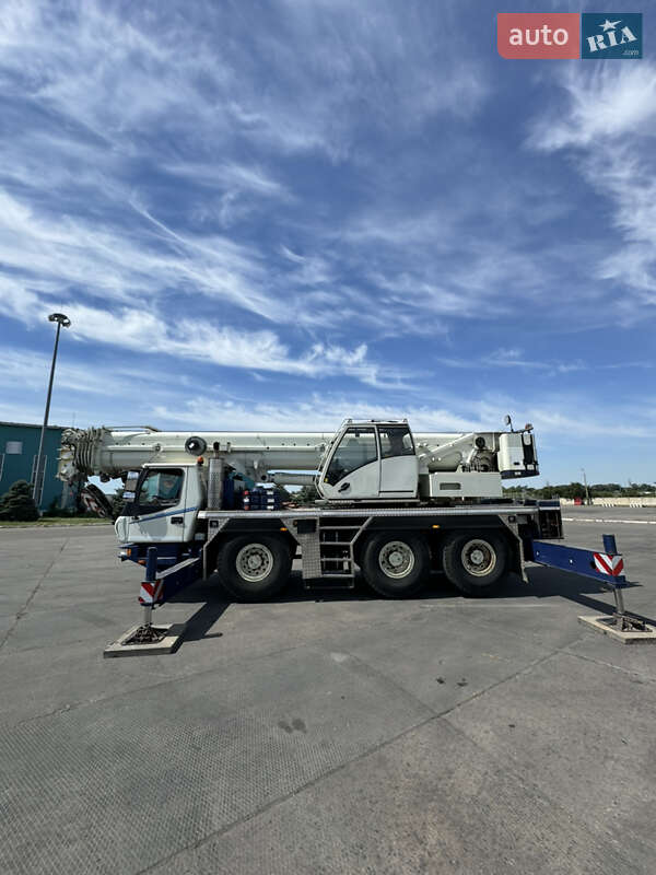 Автокран Grove GMK 2009 в Черноморске