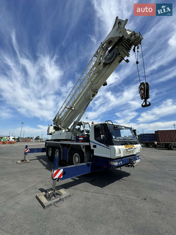 Автокран Grove GMK 2009 в Черноморске