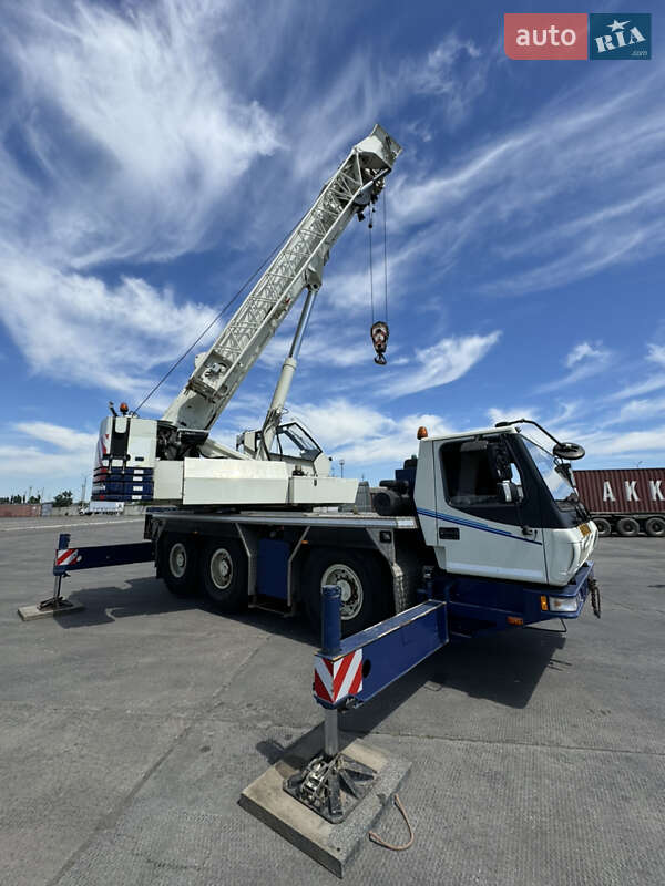 Автокран Grove GMK 2009 в Черноморске