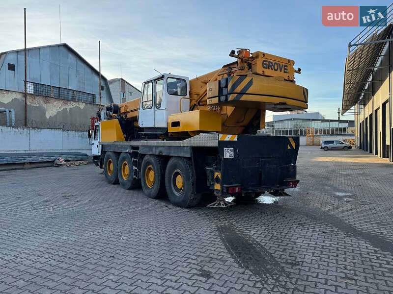 Автокран Grove GMK 2002 в Львове