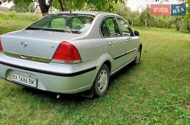 Седан Hafei Saibao 2008 в Староконстантинове