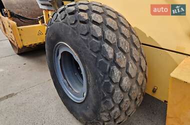 Каток грунтовый Hamm 3518 2002 в 