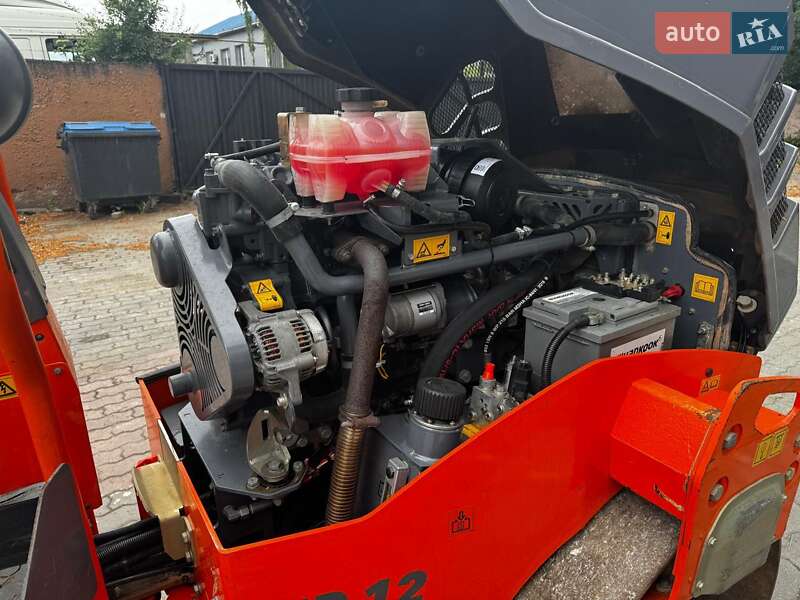 Дорожный каток Hamm HD 12 2017 в Львове