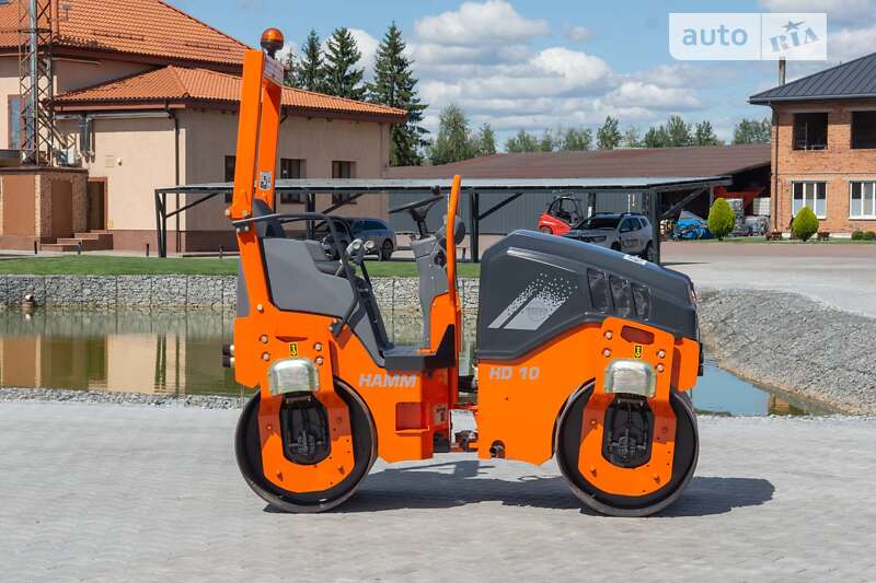 Дорожній каток Hamm HD 2010 в Житомирі