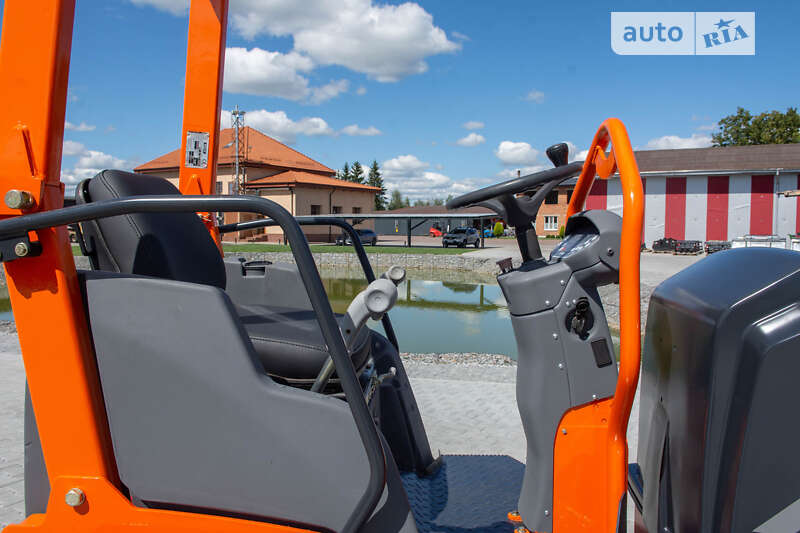 Дорожній каток Hamm HD 2010 в Житомирі