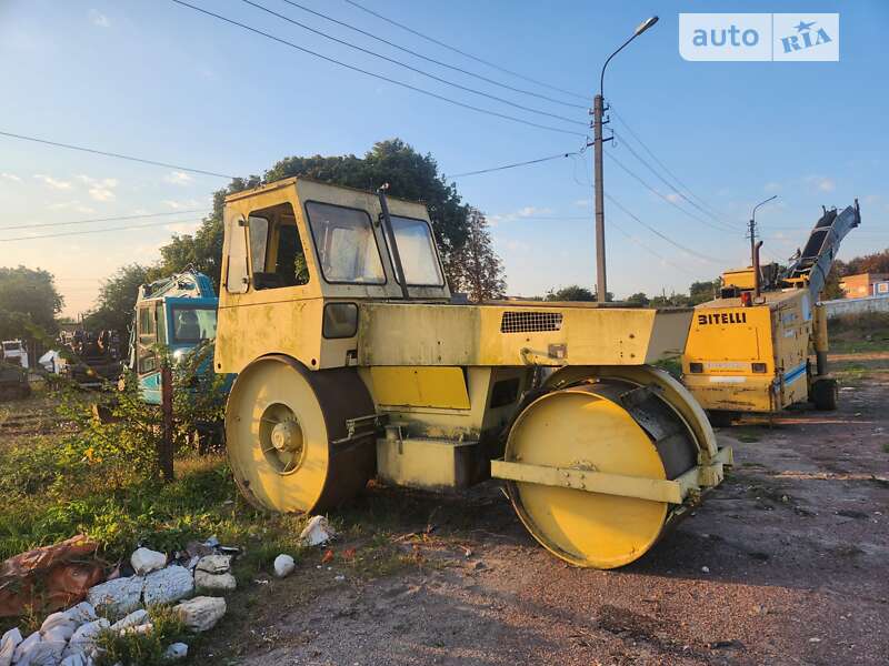 Дорожный каток Hamm HW 90 1992 в 