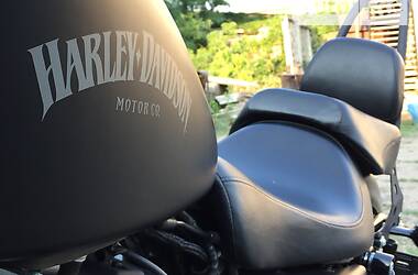Мотоцикл Чоппер Harley-Davidson 883 Iron 2013 в 