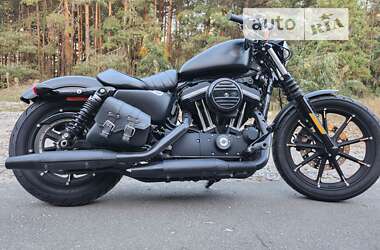 Мотоцикл Чоппер Harley-Davidson 883 Iron 2022 в Киеве