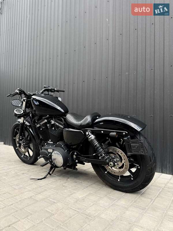 Мотоцикл Круізер Harley-Davidson 883 Iron 2022 в Одесі