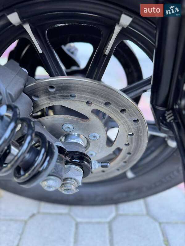 Боббер Harley-Davidson 883 Iron 2017 в Луцьку