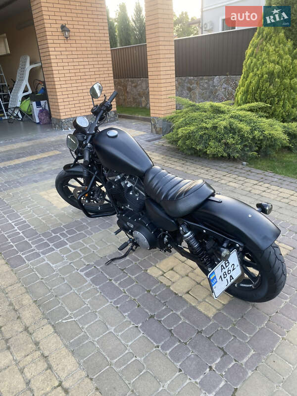 Мотоцикл Чоппер Harley-Davidson 883 Iron 2016 в Виннице