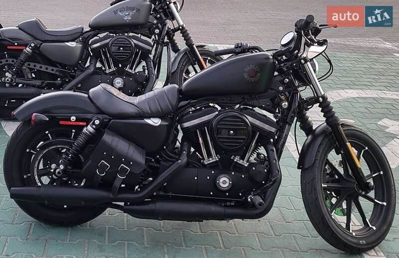 Мотоцикл Чоппер Harley-Davidson 883 Iron 2022 в Києві