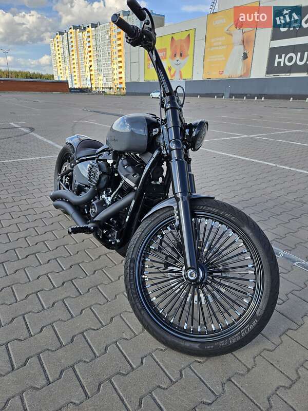 Боббер Harley-Davidson Custom 2020 в Киеве фото 2 Боббер Harley-Davidson Custom 2020 в Киеве
