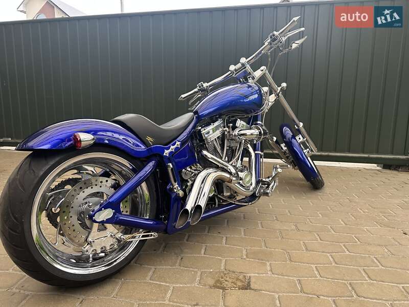 Harley-Davidson Custom 2004