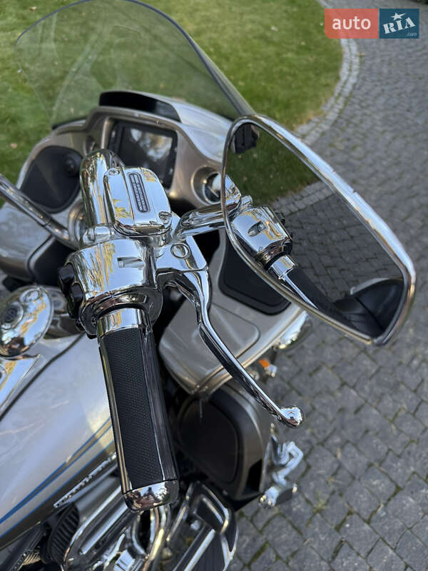 Мотоцикл Круизер Harley-Davidson CVO Road Glide 2016 в Киеве