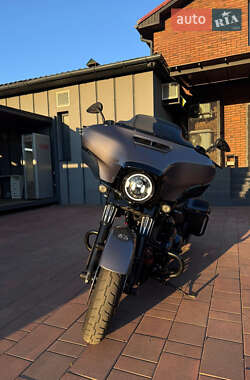 Мотоцикл Чоппер Harley-Davidson CVO Road Glide 2020 в Одессе