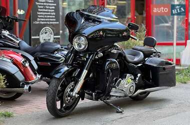 Мотоцикл Круізер Harley-Davidson CVO Street Glide 2016 в Києві