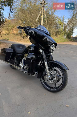 Мотоцикл Круізер Harley-Davidson CVO Street Glide 2016 в Рівному
