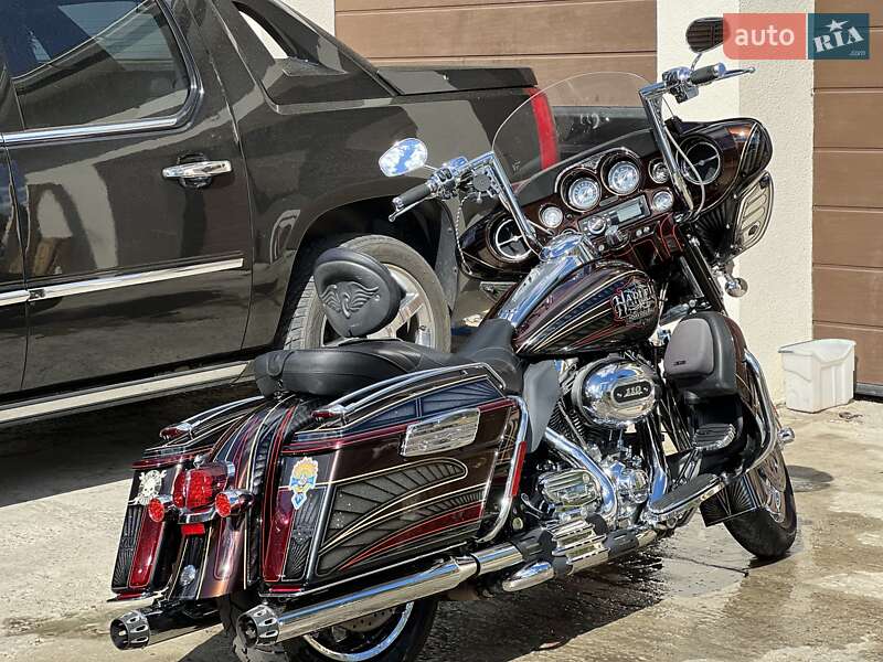 Мотоцикл Круизер Harley-Davidson CVO 2009 в Киеве