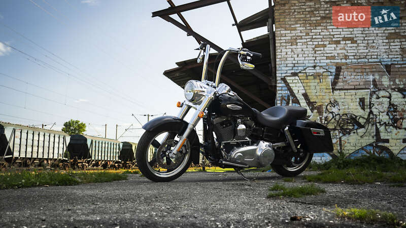 Мотоцикл Круизер Harley-Davidson Dyna Switchback 2012 в Киеве