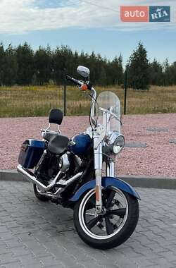 Мотоцикл Круізер Harley-Davidson Dyna Switchback 2015 в 
