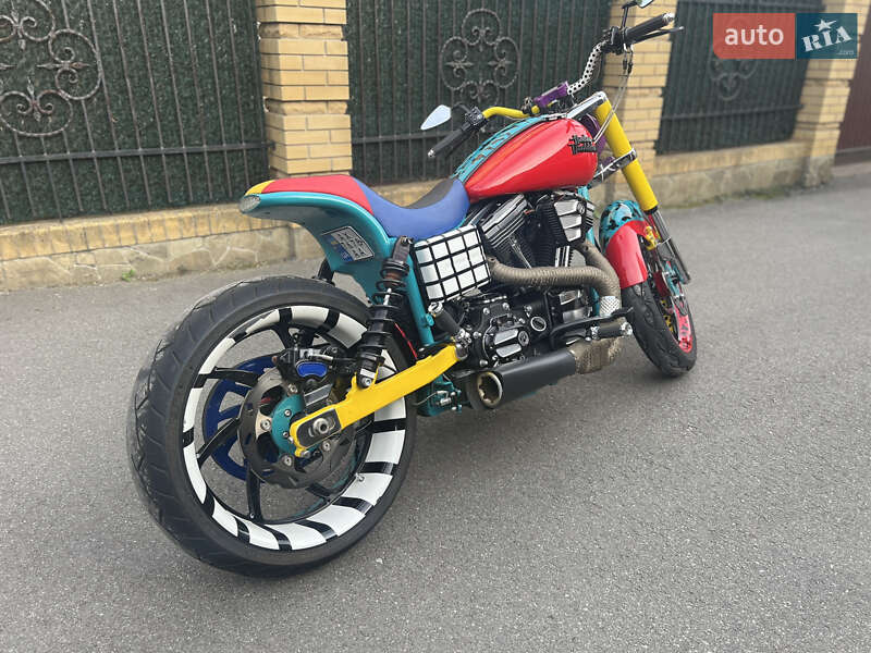 Мотоцикл Чоппер Harley-Davidson Dyna 2015 в Киеве