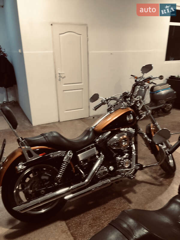Мотоцикл Классик Harley-Davidson Dyna 2007 в 