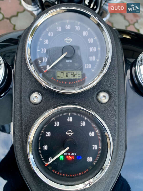 Мотоцикл Круізер Harley-Davidson Dyna 2015 в Львові