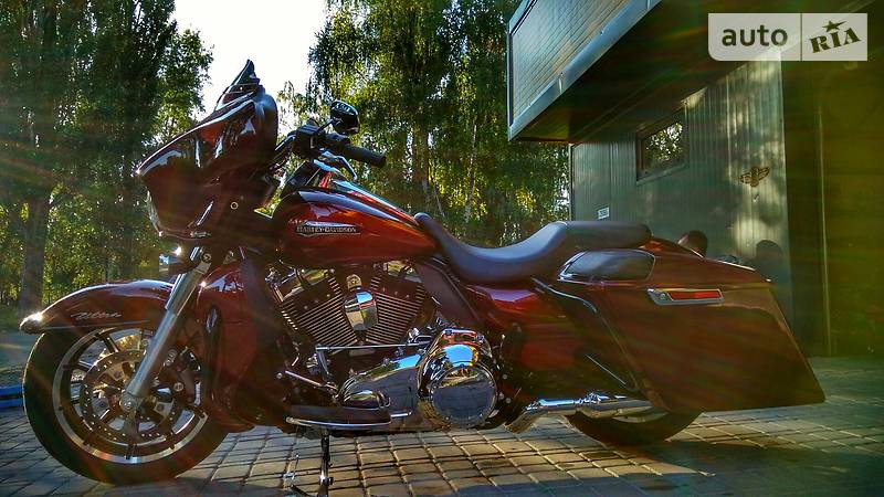 Мотоцикл Круизер Harley-Davidson Electra Glide 2016 в Киеве