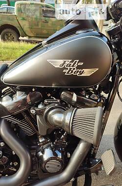Мотоцикл Чоппер Harley-Davidson Fat Boy 2018 в 