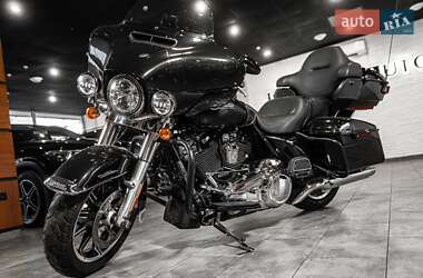 Мотоцикл Кастом Harley-Davidson FLHTCU Ultra Classic Electra Glide 2018 в 