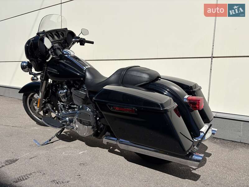 Мотоцикл Туризм Harley-Davidson FLHTCU Ultra Classic Electra Glide 2017 в Киеве