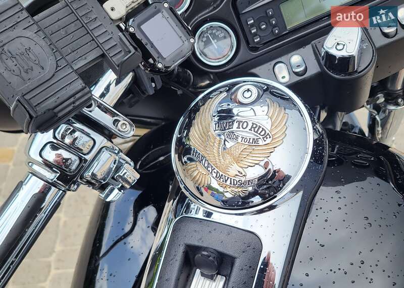 Мотоцикл Круізер Harley-Davidson FLHTCU Ultra Classic Electra Glide 2010 в Черкасах фото 17 Мотоцикл Круізер Harley-Davidson FLHTCU Ultra Classic Electra Glide 2010 в Черкасах