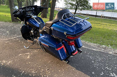 Мотоцикл Круизер Harley-Davidson FLHTCU Ultra Classic Electra Glide 2018 в 